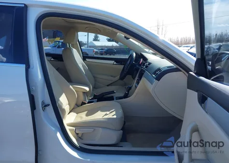 2012 Volkswagen Passat 2.5L Se from USA, damaged, VIN 1VWBP7A31CC077854